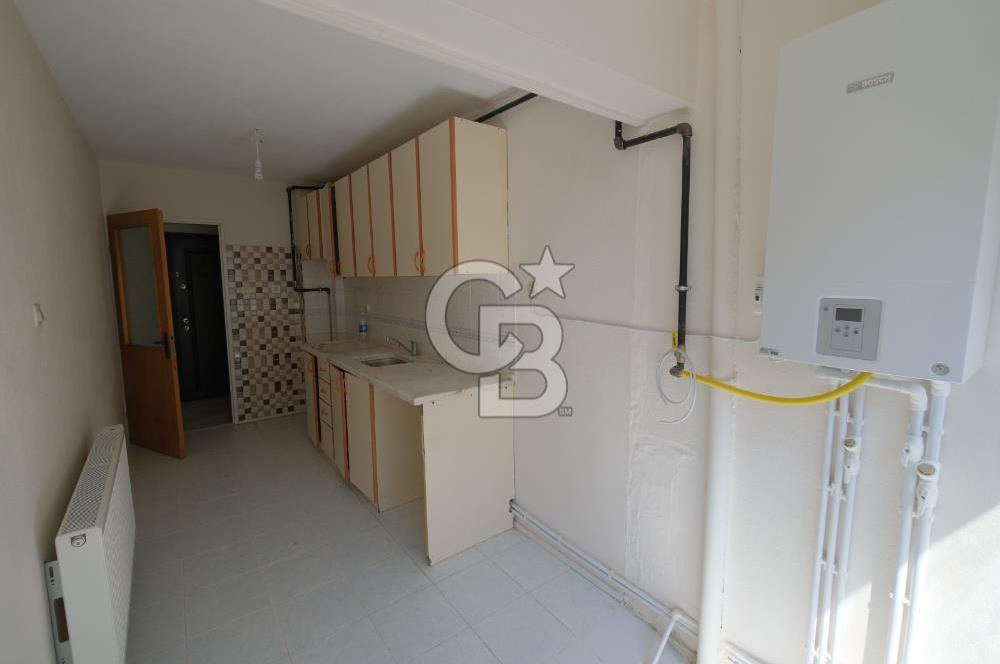 MENEMEN ULUKENTTE MERKEZİ KONUMDA KİRALIK 2+1 DAİRE