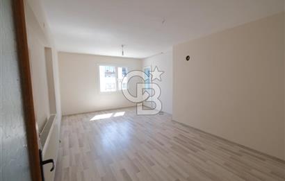 MENEMEN ULUKENTTE MERKEZİ KONUMDA KİRALIK 2+1 DAİRE