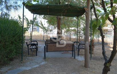MENEMEN ULUKENTTE MERKEZİ KONUMDA KİRALIK 2+1 DAİRE