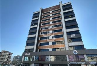 ÜZÜM CENTER'DA CADDE ÜSTÜ 130 M2 3 KATLI KİRALIK DÜKKAN