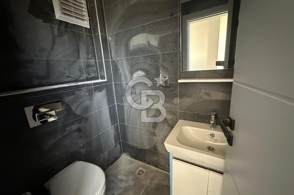 ÜZÜM CENTER'DA İÇİ YAPILI 2+1 120M2 KİRALIK SIFIR OFİS