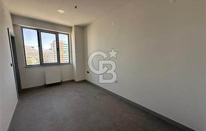 ÜZÜM CENTER'DA İÇİ YAPILI 2+1 120M2 KİRALIK SIFIR OFİS