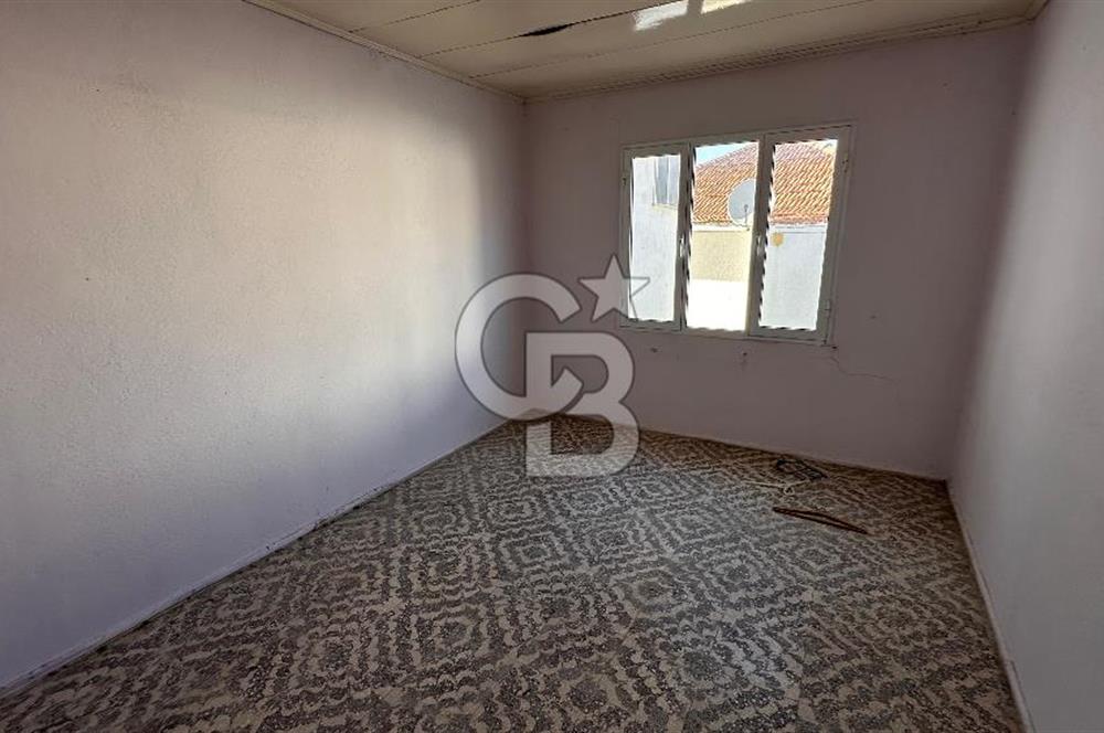 Karaburun Mordoğan Çatalkaya'da Kargir Ev ve Arsası