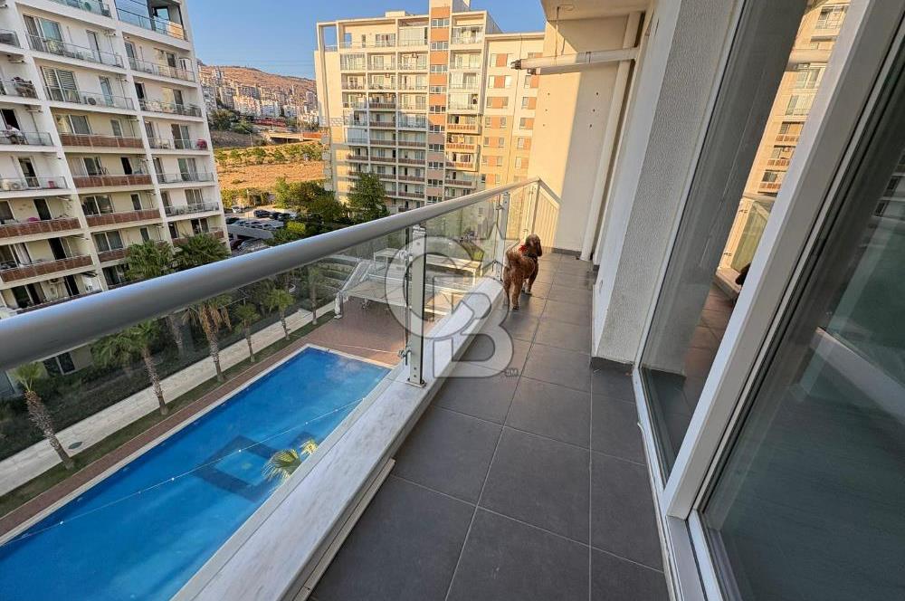 SOYAK OKSİJEN'DE SATILIK HAVUZ MANZARALI 1+1 DAİRE
