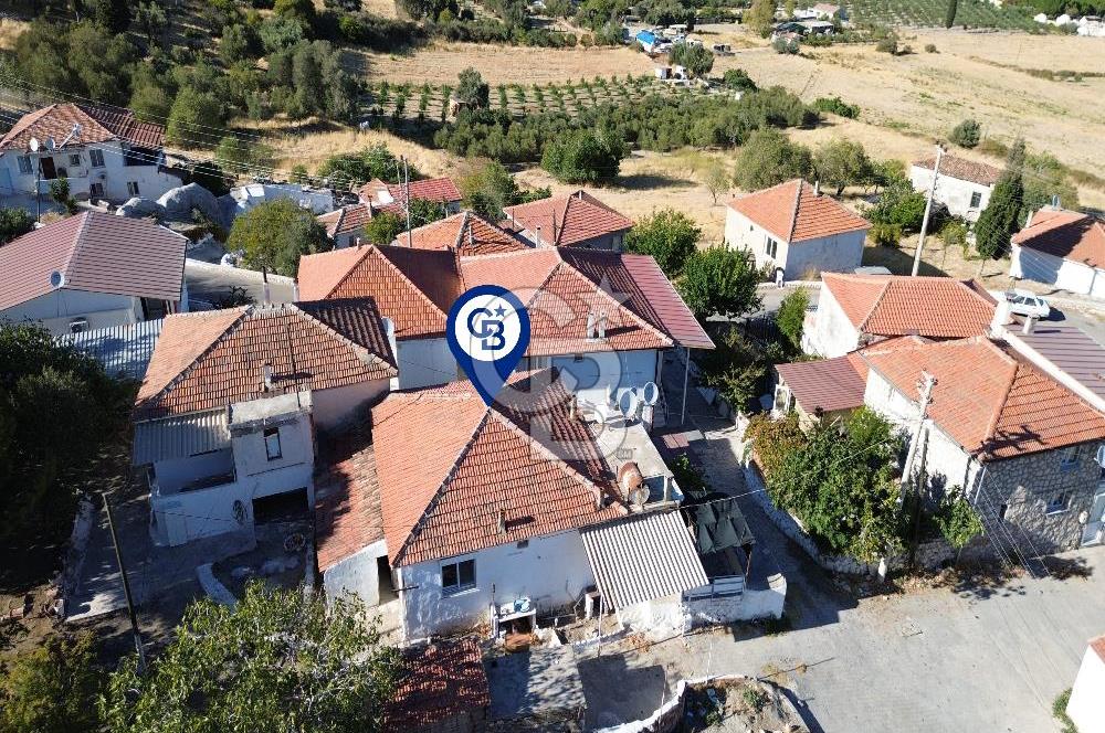 Karaburun Mordoğan Çatalkaya'da Kargir Ev ve Arsası