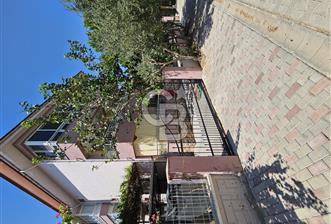Merkeze yakın  509,16 m2 Arsa İçinde  3 Katlı Satılık Apartman