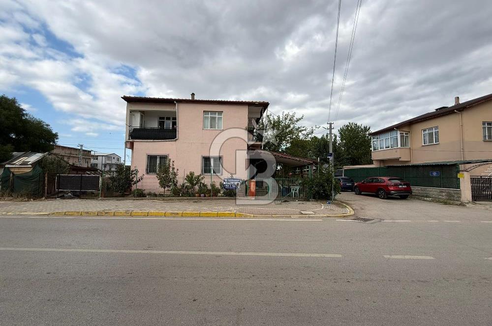 Kartepede Doğa ile İç İçe, Geniş Müstakil Ev!