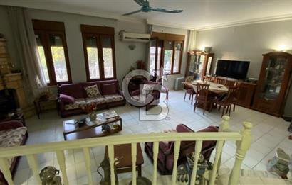 AKÇAY YENİ MAHALLEDE DENİZE 50 M SATILIK 4+1 TRİPLEX