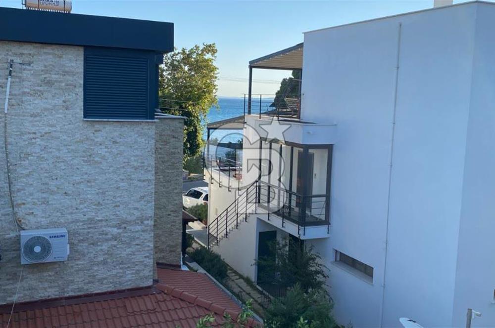 AKÇAY YENİ MAHALLEDE DENİZE 50 M SATILIK 4+1 TRİPLEX