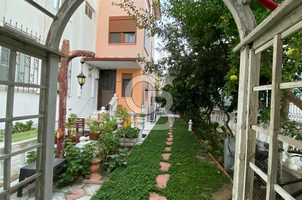AKÇAY YENİ MAHALLEDE DENİZE 50 M SATILIK 4+1 TRİPLEX