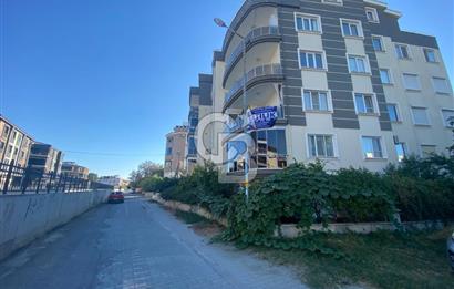 İKİZÇAY MAHALLESİNDE DENİZE YAKIN, FERAH 3+1 DAİRE!
