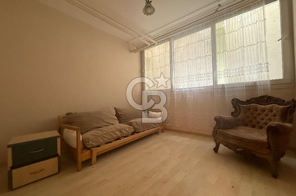 Göztepe’de Merkezi Konumda Aydınlık 3+1 Eşyalı Daire!
