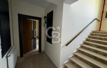 KIŞBAHÇELİ GENİŞ BALKON VE SALONLU/SIFIR LÜKS 2+1 KİRALIK DAİRE