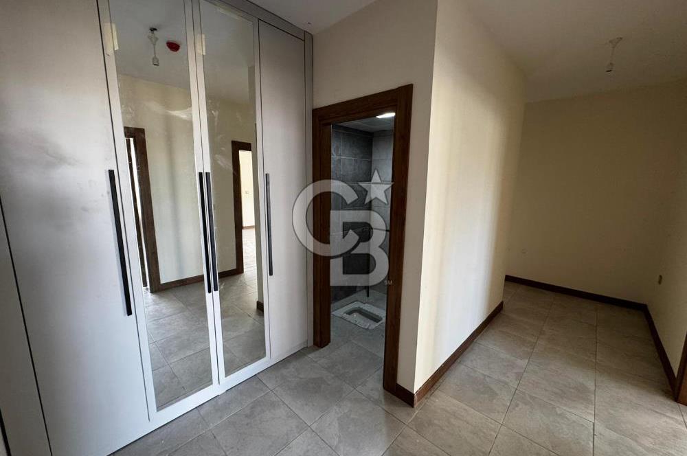 KIŞBAHÇELİ GENİŞ BALKON VE SALONLU/SIFIR LÜKS 2+1 KİRALIK DAİRE