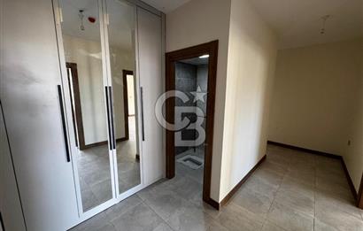 KIŞBAHÇELİ GENİŞ BALKON VE SALONLU/SIFIR LÜKS 2+1 KİRALIK DAİRE
