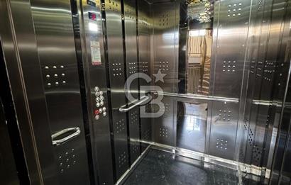KIŞBAHÇELİ GENİŞ BALKON VE SALONLU/SIFIR LÜKS 2+1 KİRALIK DAİRE