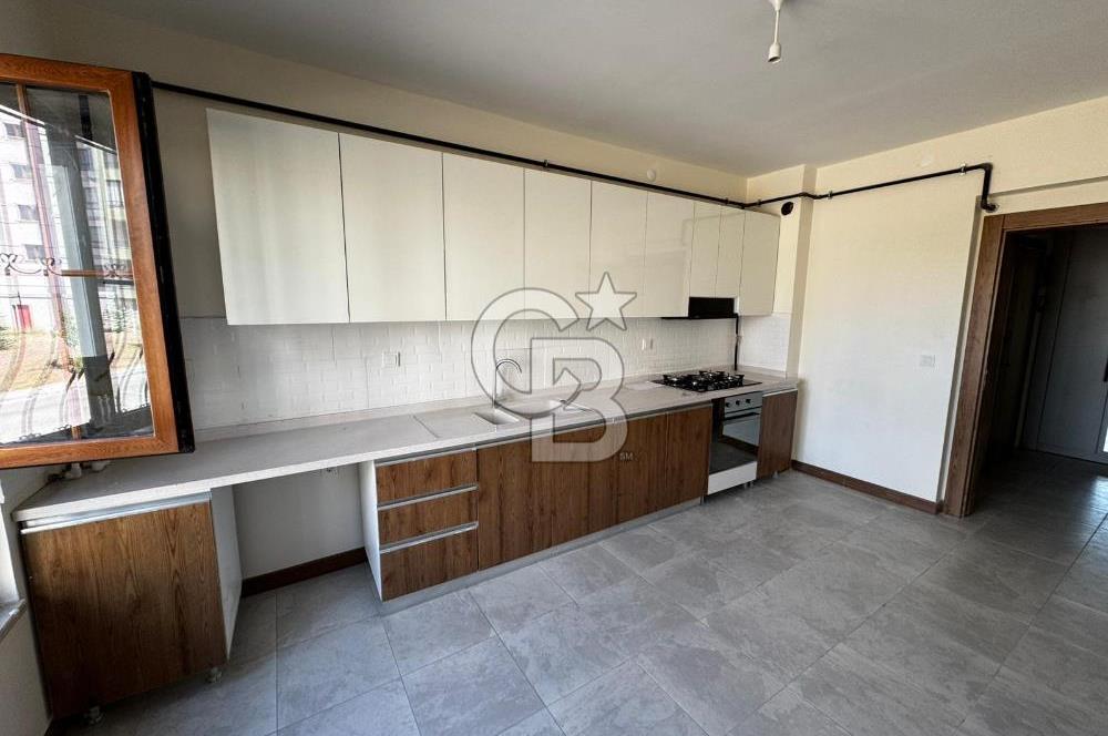 KIŞBAHÇELİ GENİŞ BALKON VE SALONLU/SIFIR LÜKS 2+1 KİRALIK DAİRE