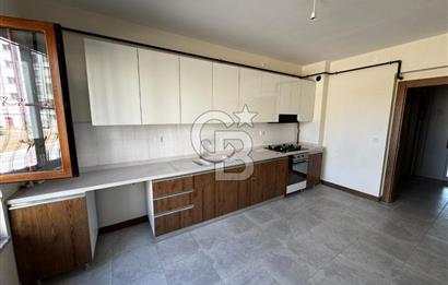 KIŞBAHÇELİ GENİŞ BALKON VE SALONLU/SIFIR LÜKS 2+1 KİRALIK DAİRE