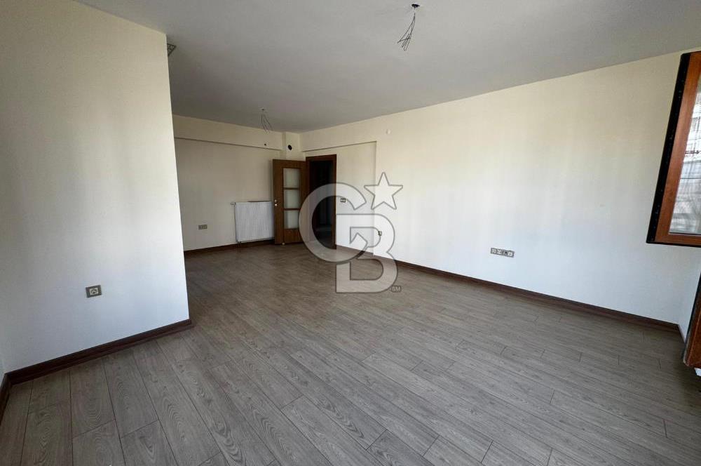KIŞBAHÇELİ GENİŞ BALKON VE SALONLU/SIFIR LÜKS 2+1 KİRALIK DAİRE