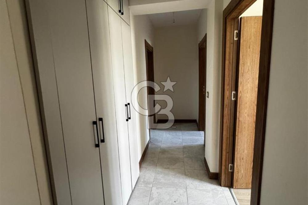 KIŞBAHÇELİ GENİŞ BALKON VE SALONLU/SIFIR LÜKS 2+1 KİRALIK DAİRE
