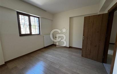 KIŞBAHÇELİ GENİŞ BALKON VE SALONLU/SIFIR LÜKS 2+1 KİRALIK DAİRE