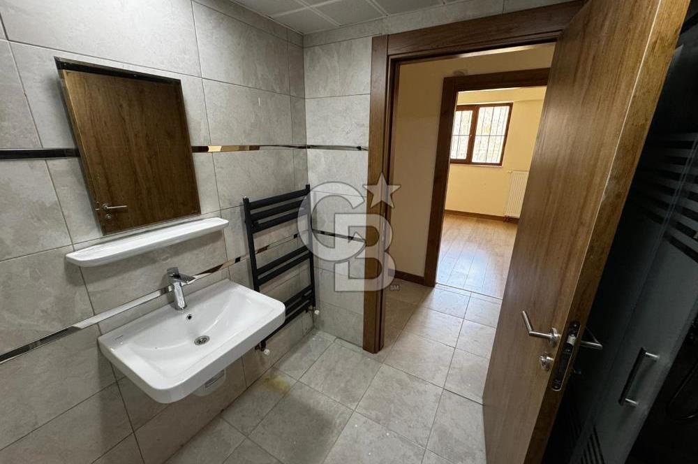 KIŞBAHÇELİ GENİŞ BALKON VE SALONLU/SIFIR LÜKS 2+1 KİRALIK DAİRE