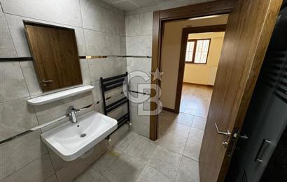 KIŞBAHÇELİ GENİŞ BALKON VE SALONLU/SIFIR LÜKS 2+1 KİRALIK DAİRE