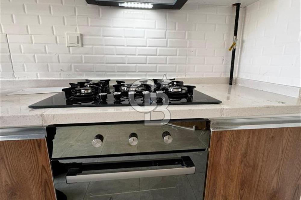 KIŞBAHÇELİ GENİŞ BALKON VE SALONLU/SIFIR LÜKS 2+1 KİRALIK DAİRE
