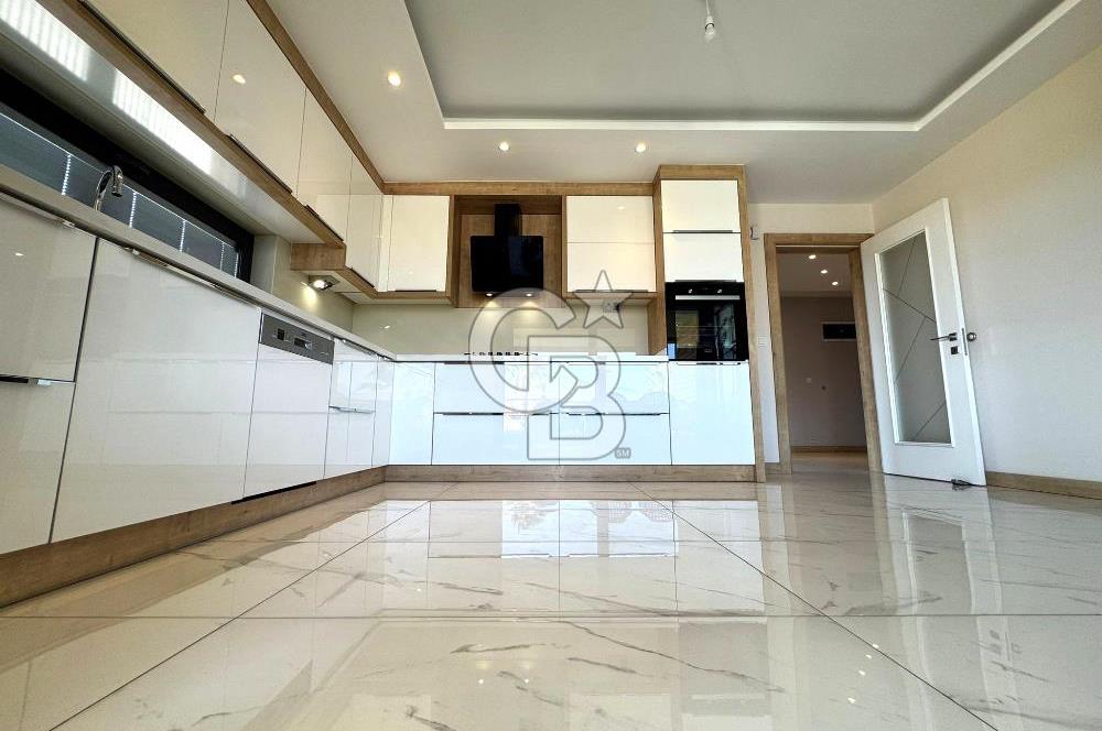EDREMİT CENNETAYAĞI'DA SİTENİN EN PRESTİJLİ LÜKS 4+1 DAİRESİ