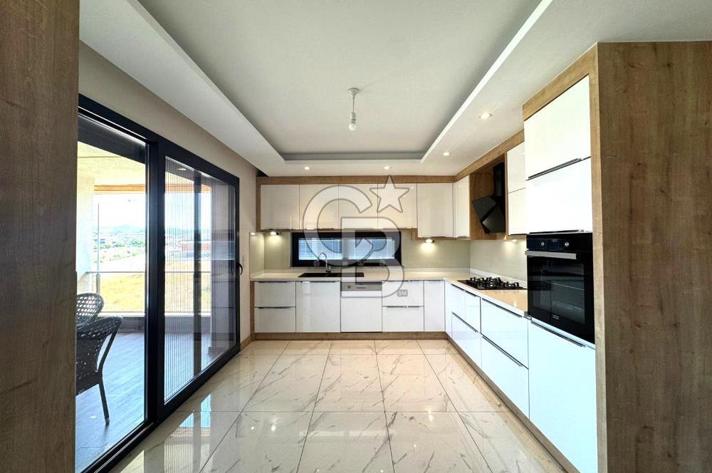 EDREMİT CENNETAYAĞI'DA SİTENİN EN PRESTİJLİ LÜKS 4+1 DAİRESİ