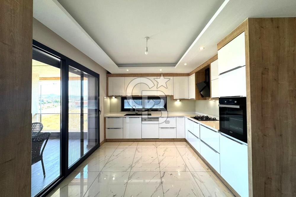 EDREMİT CENNETAYAĞI'DA SİTENİN EN PRESTİJLİ LÜKS 4+1 DAİRESİ