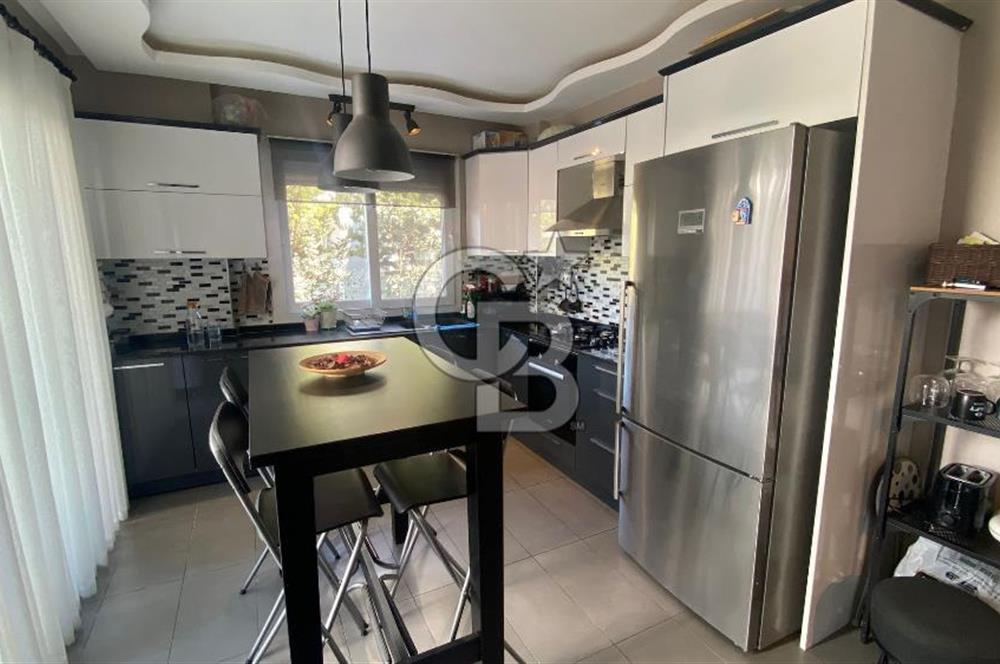 Sığacık Merkez'de 2+1 Bahçe Kullanımlı Villa Tadında Daire