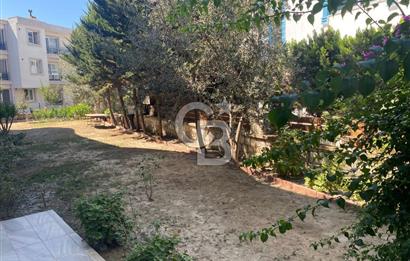Sığacık Merkez'de 2+1 Bahçe Kullanımlı Villa Tadında Daire