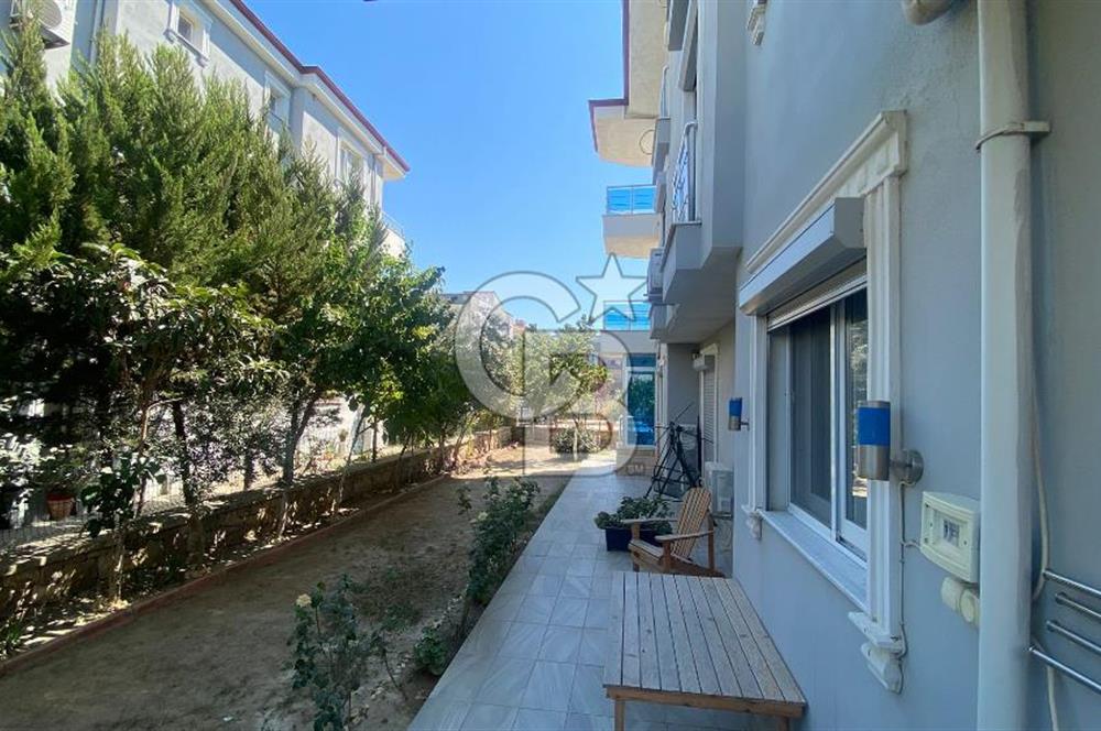 Sığacık Merkez'de 2+1 Bahçe Kullanımlı Villa Tadında Daire