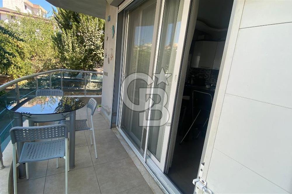 Sığacık Merkez'de 2+1 Bahçe Kullanımlı Villa Tadında Daire