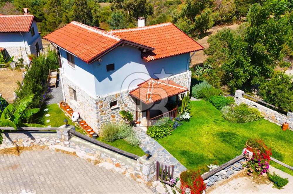 Ula Çıtlık’ta Gökova Manzaralı Satılık Müstakil Villa