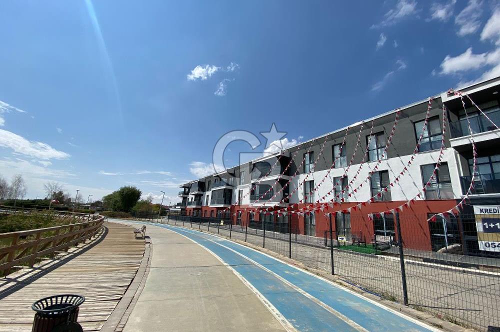 CB VİZYON DAN KARŞIYAKA ÇAĞ LİFE SİTESİNDE SIFIR SATILIK GÖL MANZARALI DAİRE