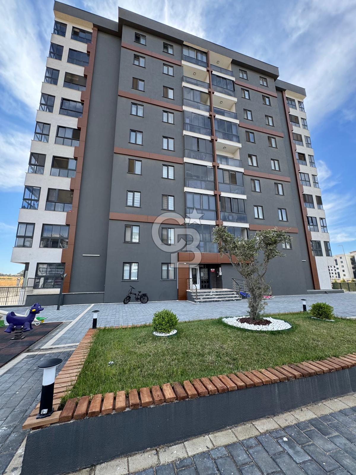 ÇANAKKALE ESENLER'DE OTURUMA HAZIR SİTE İÇİ GENİŞ 3+1 LUX KAPALI OTOPARK