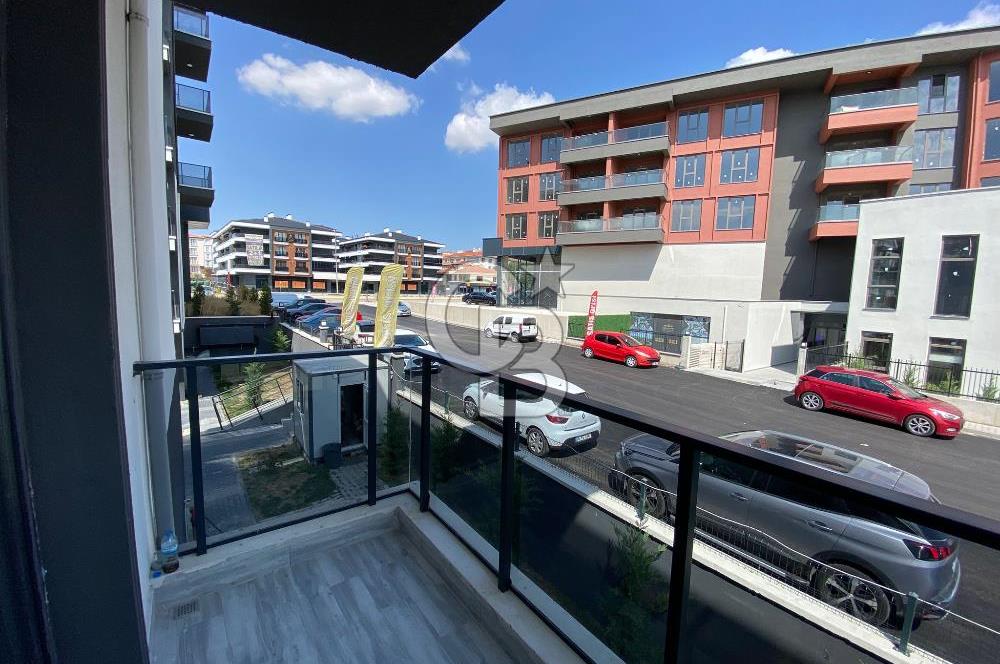 CB VİZYON DAN KARŞIYAKA ÇAĞ LİFE SİTESİNDE SIFIR SATILIK GÖL MANZARALI DAİRE