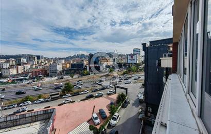 TABELA DEĞERİ ÇOK YÜKSEK E-5 CEPHELİ SATILIK OFİS KATI