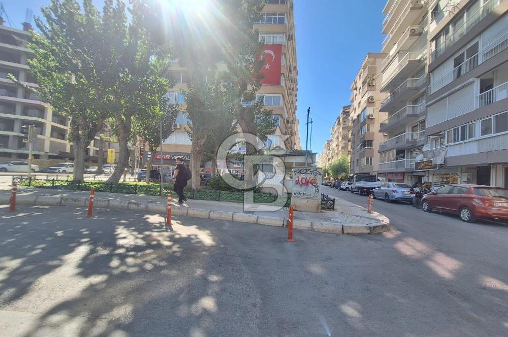 ALSANCAK İNGİLİZ KONSOLOSLUĞU YANI. 22M2 KİRALIK DÜKKAN