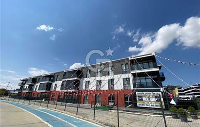 CB VİZYON DAN KARŞIYAKA ÇAĞ LİFE SİTESİNDE SIFIR SATILIK GÖL MANZARALI DAİRE