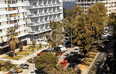 İZMİR KARATAŞ'TA DENİZ MANZARALI SATILIK 3+1 DAİRE