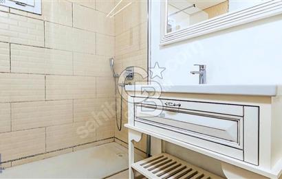 ÇEŞME JARDIN EDEN SİTESİNDE SATILIK 3+1 HAVUZLU LÜKS VİLLA