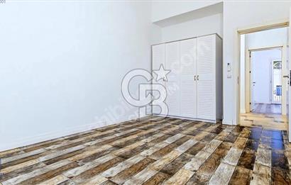 ÇEŞME JARDIN EDEN SİTESİNDE SATILIK 3+1 HAVUZLU LÜKS VİLLA