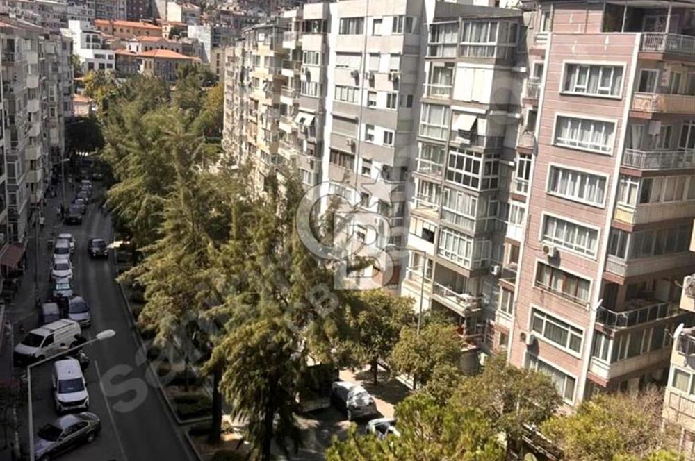 İZMİR KARATAŞ'TA DENİZ MANZARALI SATILIK 3+1 DAİRE