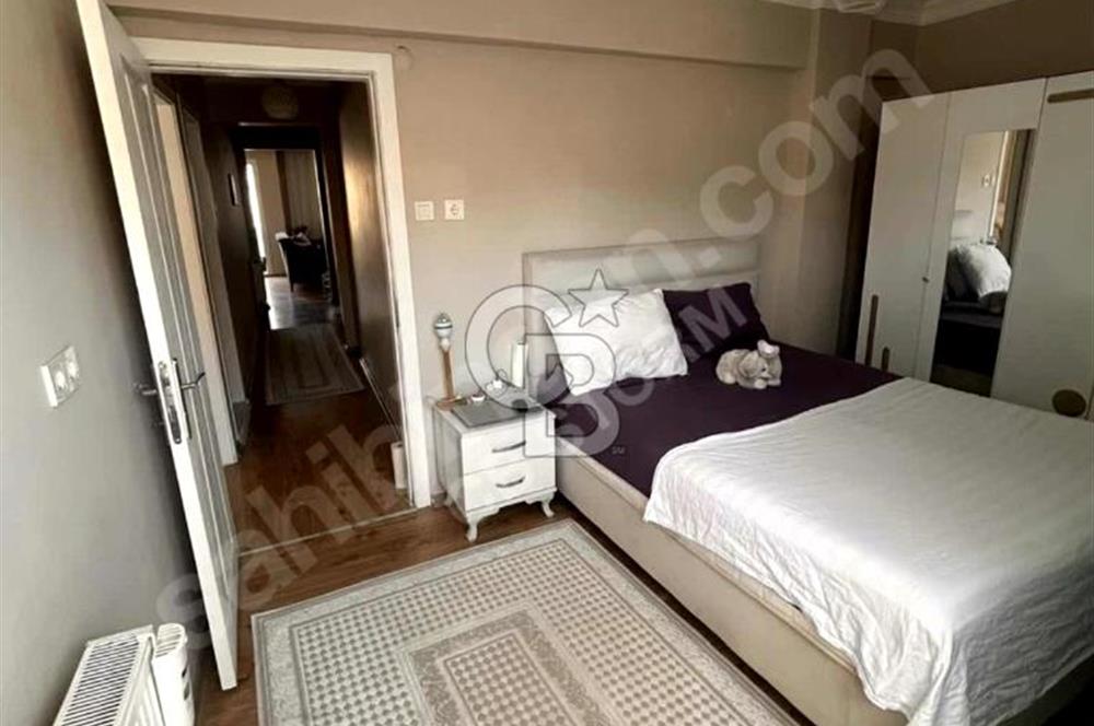 İZMİR KARATAŞ'TA DENİZ MANZARALI SATILIK 3+1 DAİRE