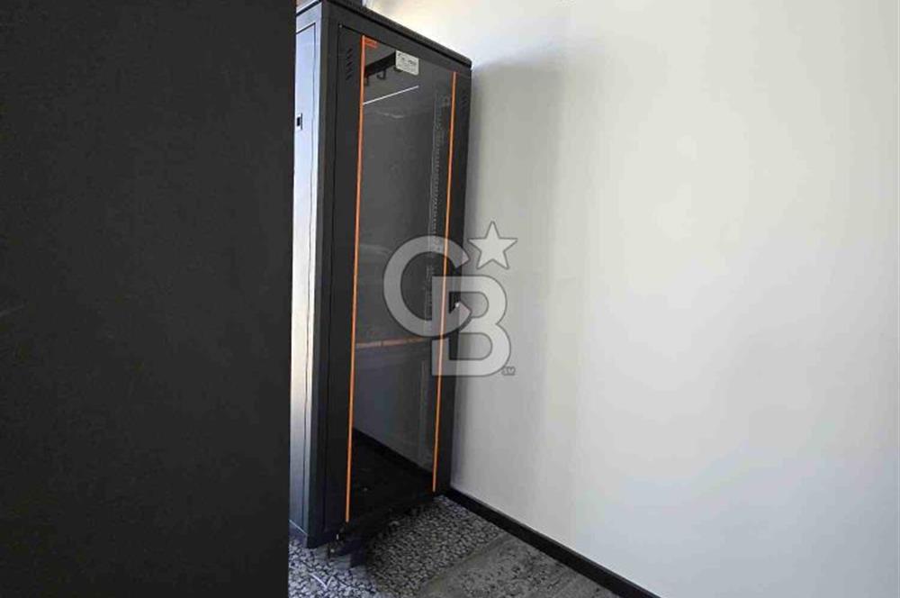 EGE PLAZA’DA 160 M2 FULL YAPILI MOBİLYALI KDV’Lİ OFİS 
