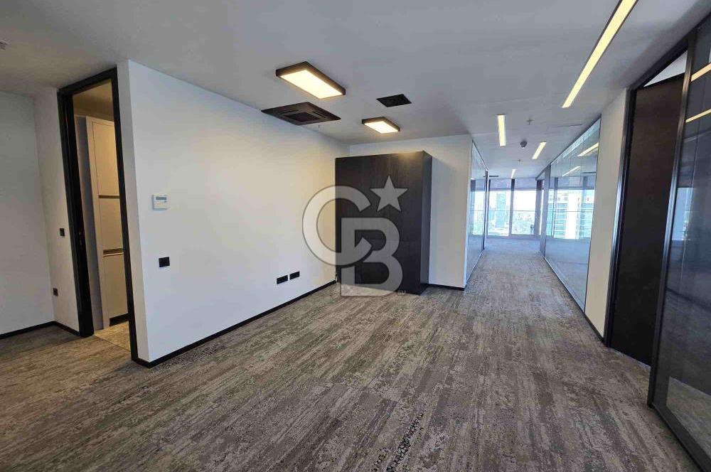 EGE PLAZA’DA 160 M2 FULL YAPILI MOBİLYALI KDV’Lİ OFİS 