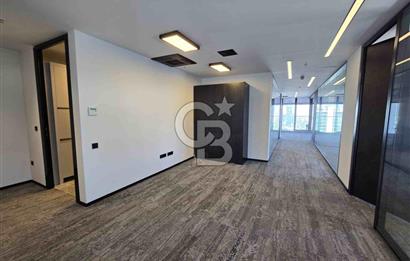EGE PLAZA’DA 160 M2 FULL YAPILI MOBİLYALI KDV’Lİ OFİS 